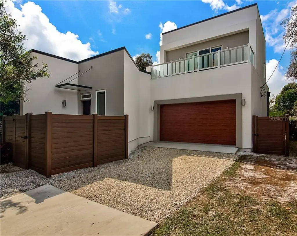 535 N East Avenue Sarasota FL 34237