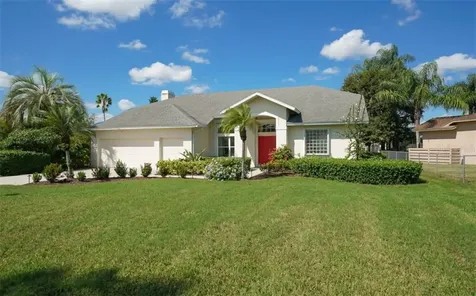 6829 Country Lakes Circle Sarasota FL 34243