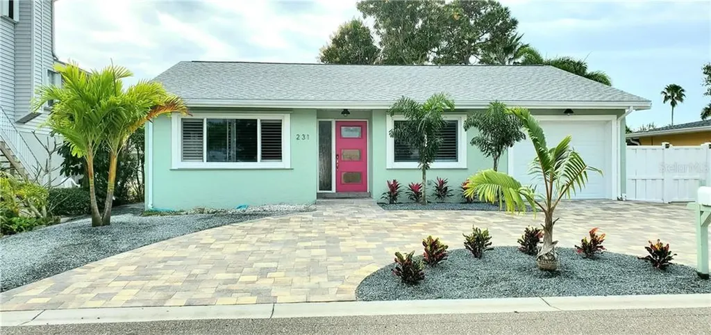 231 174th Avenue E Redington Shores FL 33708