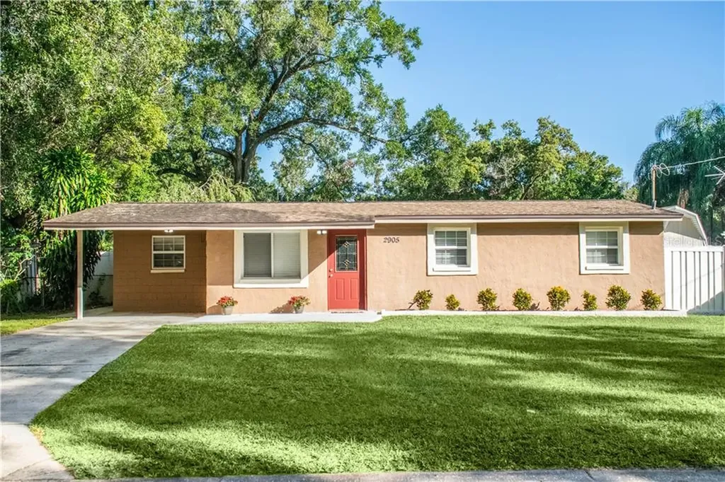 2905 W Henry Avenue Tampa FL 33614