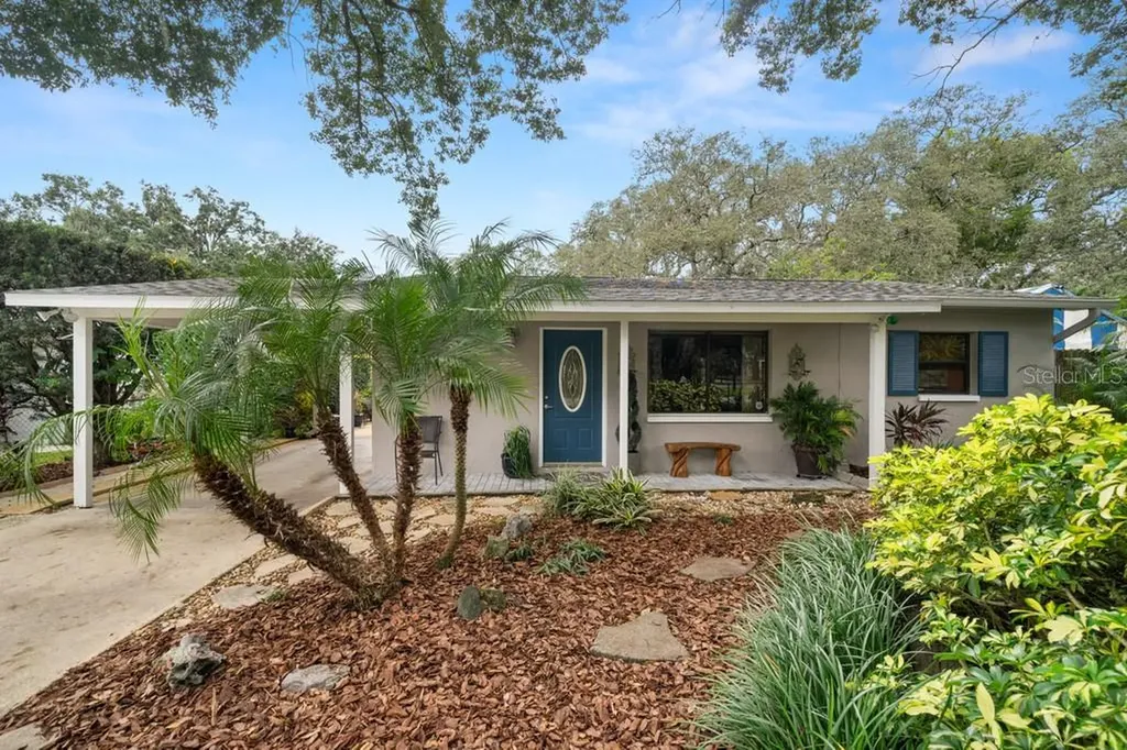 8622 N Rome Avenue Tampa FL 33604