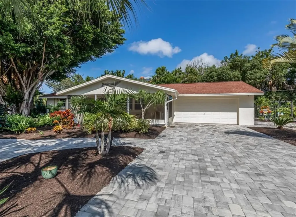 530 Casas Bonitas Lane Nokomis FL 34275