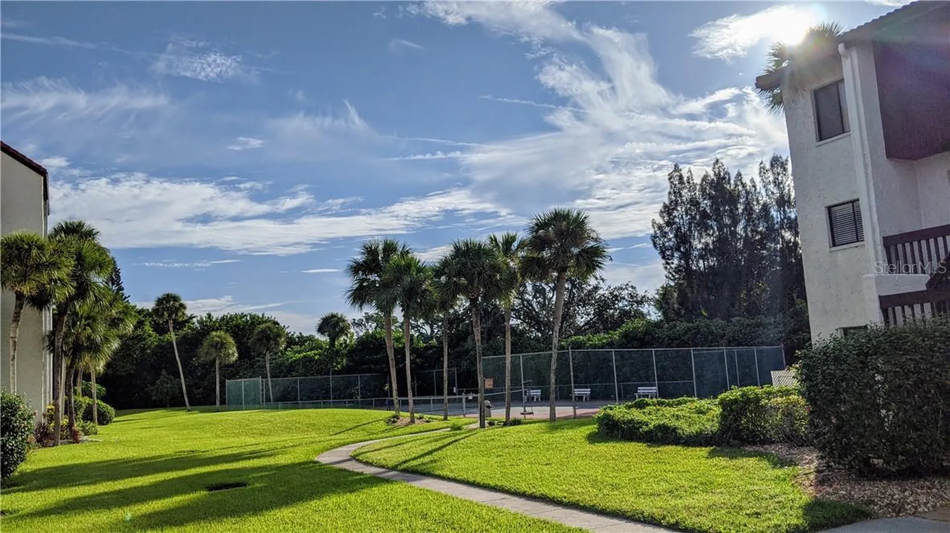 1624 Stickney Point Sarasota FL 34231