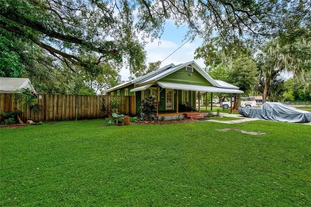 700 Elizabeth Lane Auburndale FL 33823
