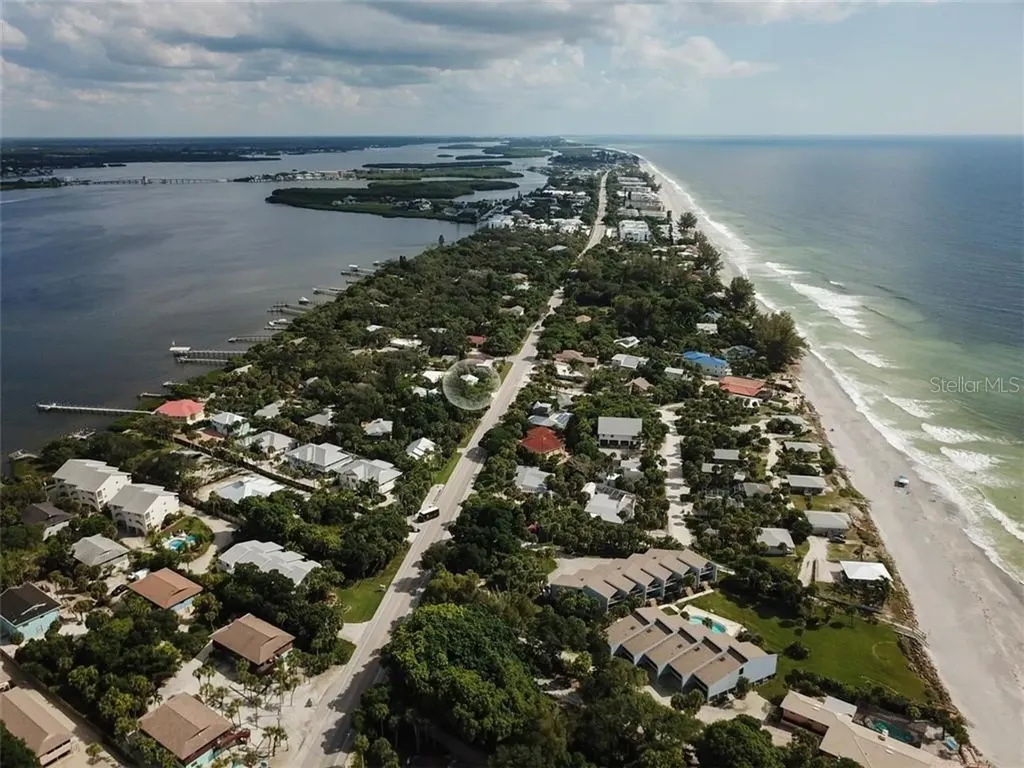 4089 N Beach Road Englewood FL 34223