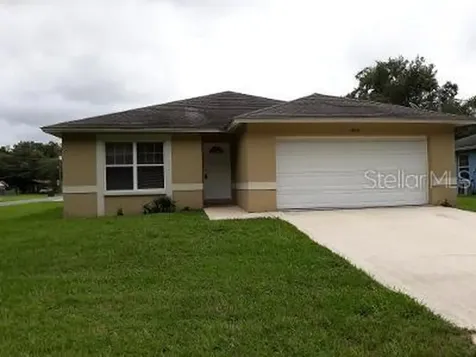 1804 N Shannon Avenue Plant City FL 33563
