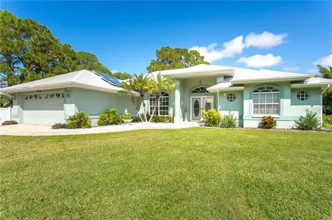 1720 Larson Street Englewood FL 34223