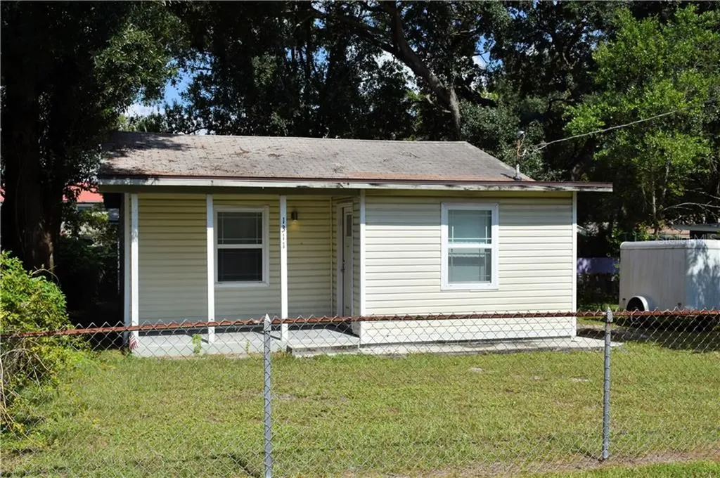 1311 W Hiawatha Street Tampa FL 33604