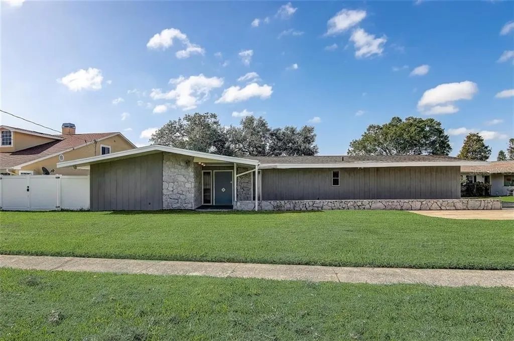 6809 Spencer Circle Tampa FL 33610