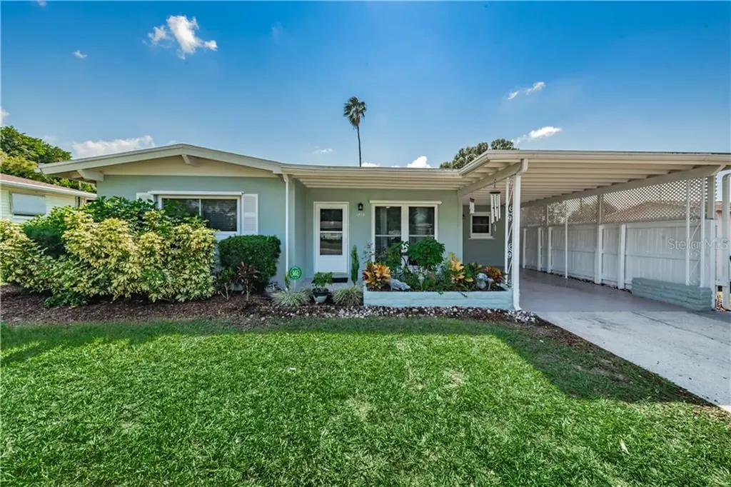 1515 Levern Street Clearwater FL 33755