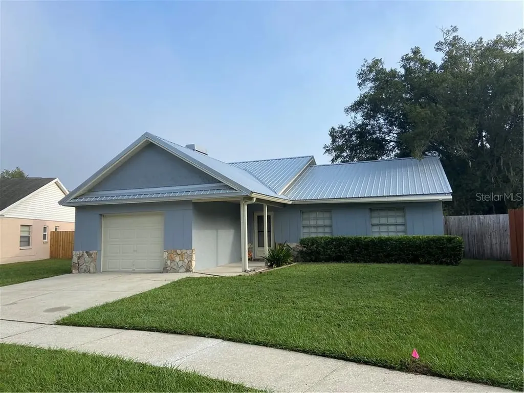 4604 N Country Hills Court Plant City FL 33566