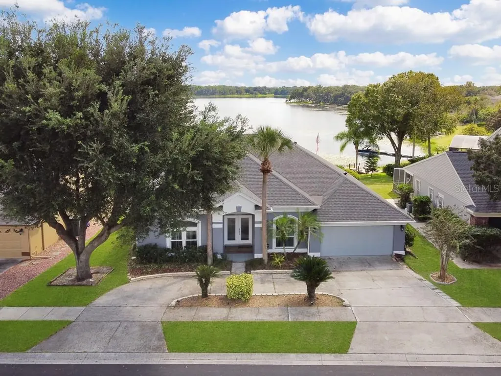 1055 Hawthorne Cove Drive Ocoee FL 34761
