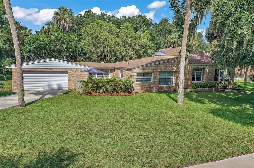 604 Cascade Avenue Leesburg FL 34748