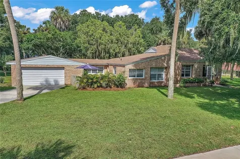 604 Cascade Avenue Leesburg FL 34748