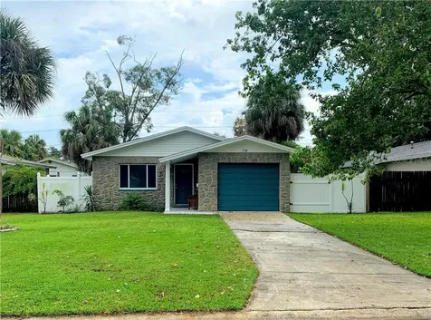 1726 Montana Avenue NE St Petersburg FL 33703