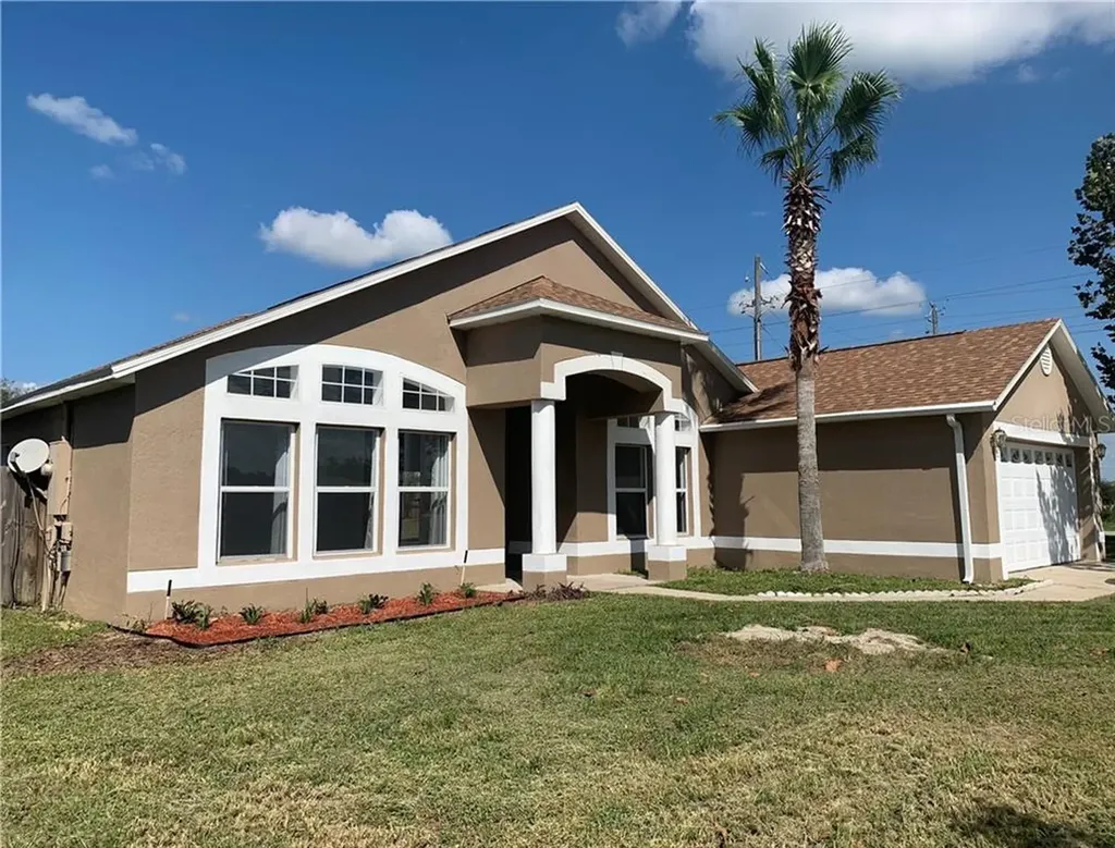 300 Brimming Lake Road Minneola FL 34715
