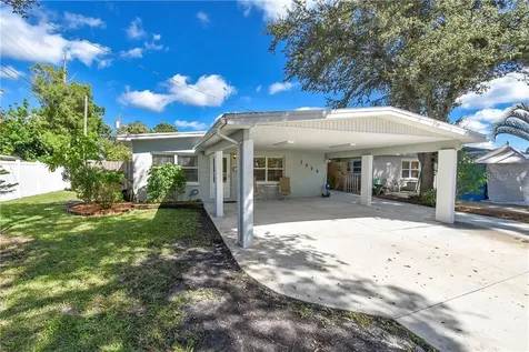 7335 33rd Avenue N St Petersburg FL 33710
