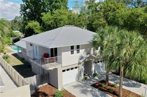 1120 Sedeeva Street Clearwater FL 33755