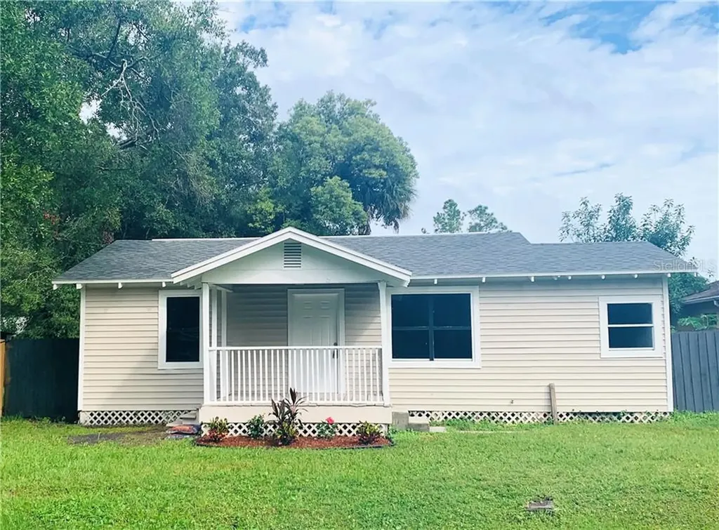 1809 W Flora Street Tampa FL 33604