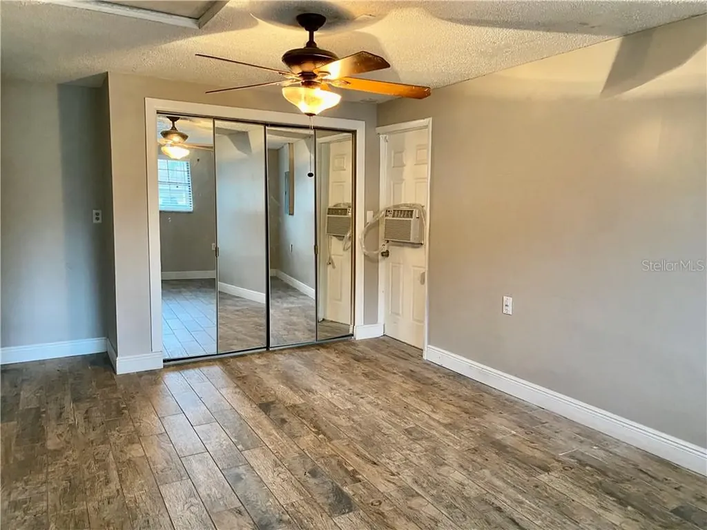 2718 Midtimes Drive Tampa FL 33618