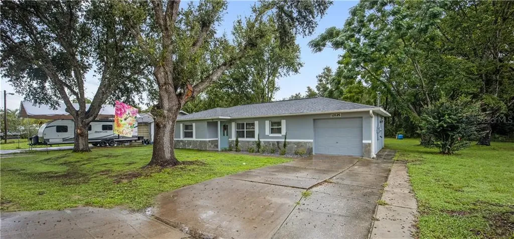 12125 SE 70th Avenue Road Belleview FL 34420