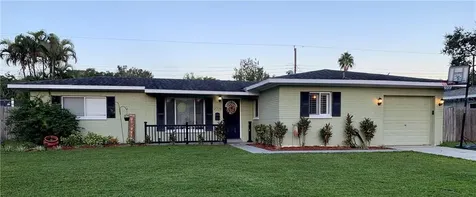 6750 17th Lane N St Petersburg FL 33702