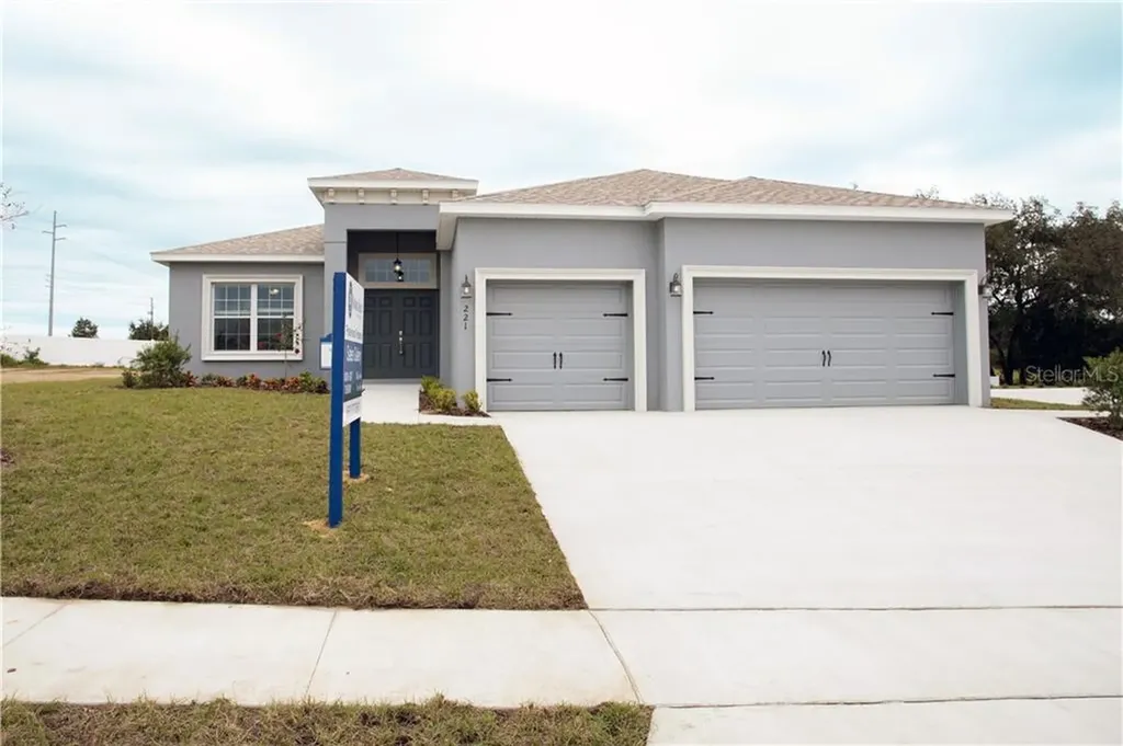 221 Cloverbrook Trail Davenport FL 33837
