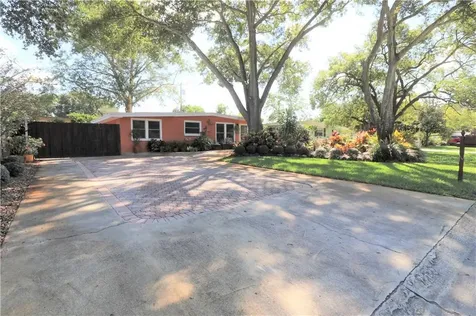 9223 83rd Street Seminole FL 33777