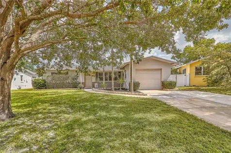 5265 52nd Way N St Petersburg FL 33709