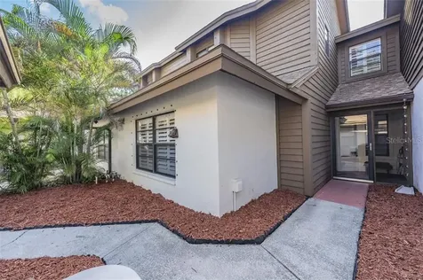 1913 Bayshore Court Safety Harbor FL 34695