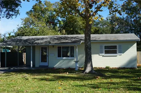 8111 7th Street N St Petersburg FL 33702