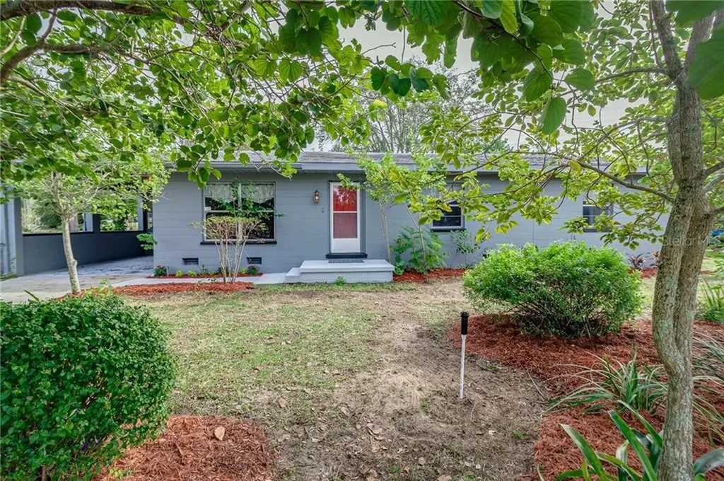 320 S Seminole Avenue Lake Alfred FL 33850