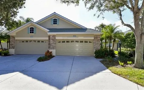 4812 Lakescene Place Sarasota FL 34243