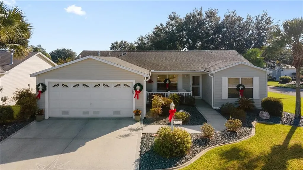 17437 SE 75th Coachman Court The Villages FL 32162