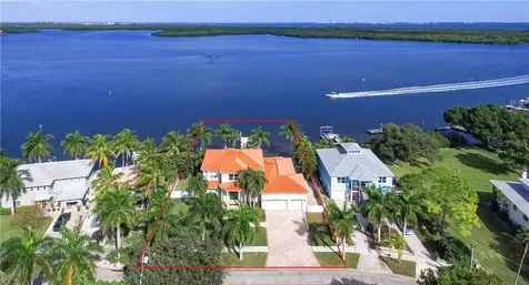 1825 Bayou Grande Boulevard NE St Petersburg FL 33703