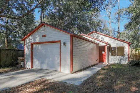 26431 Sleepy Hollow Street Sorrento FL 32776