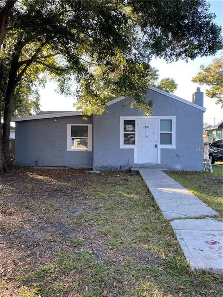 1921 48th Street S St Petersburg FL 33711