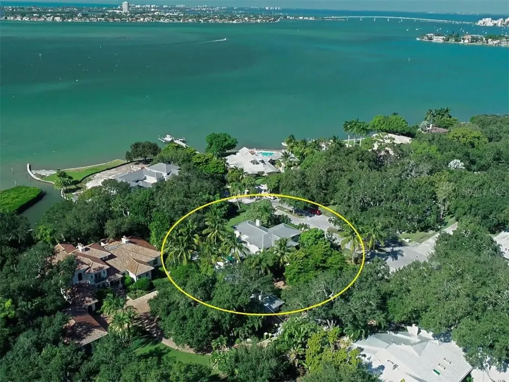 1562 South Drive Sarasota FL 34239