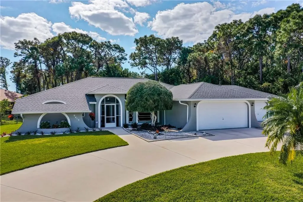 9413 Gulfstream Boulevard Englewood FL 34224