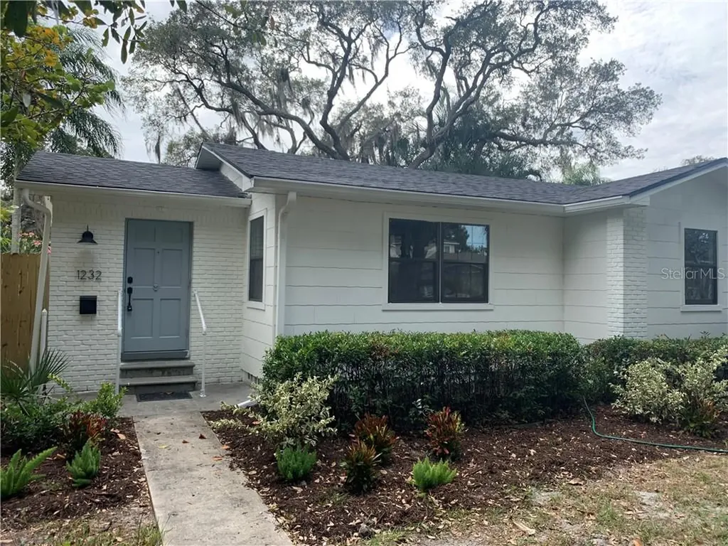 1232 48th Avenue N St Petersburg FL 33703