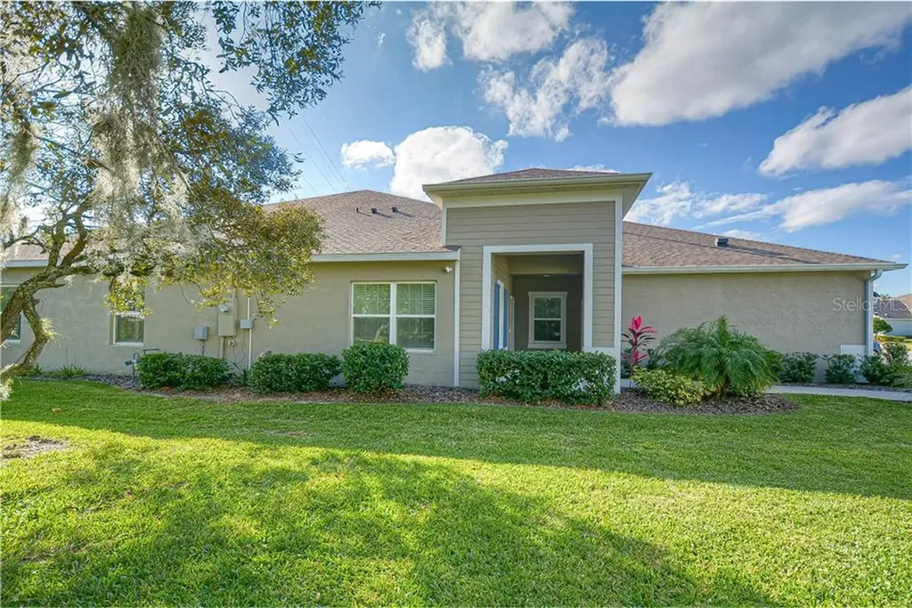 13506 Circa Crossing Drive Lithia FL 33547