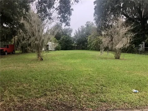 110 S Dillingham Avenue Kissimmee FL 34741
