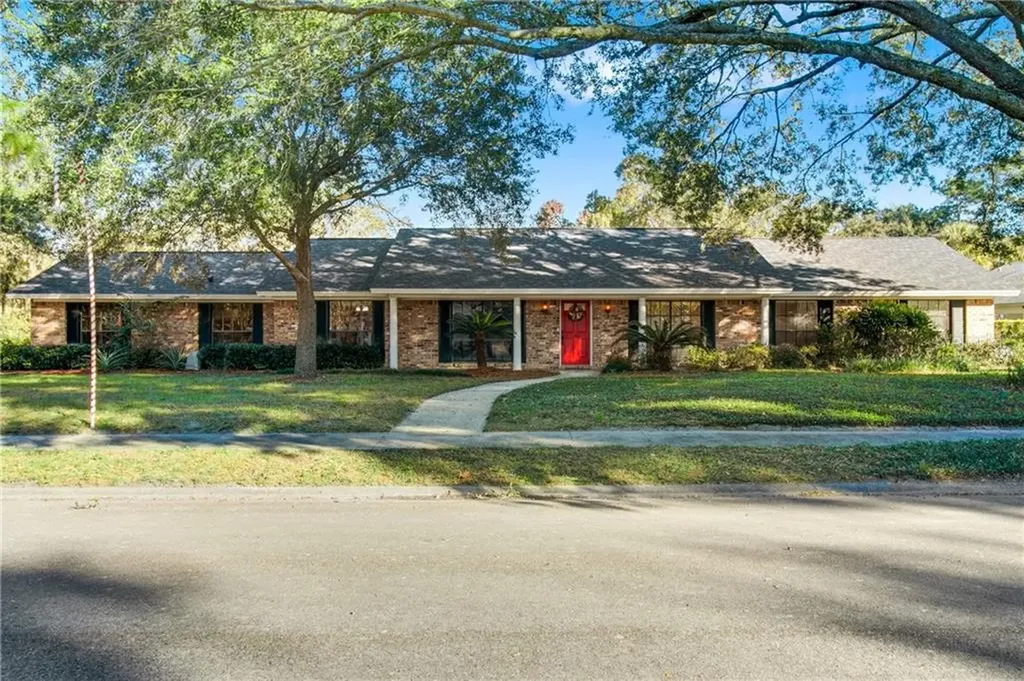 126 Valencia Loop Altamonte Springs FL 32714