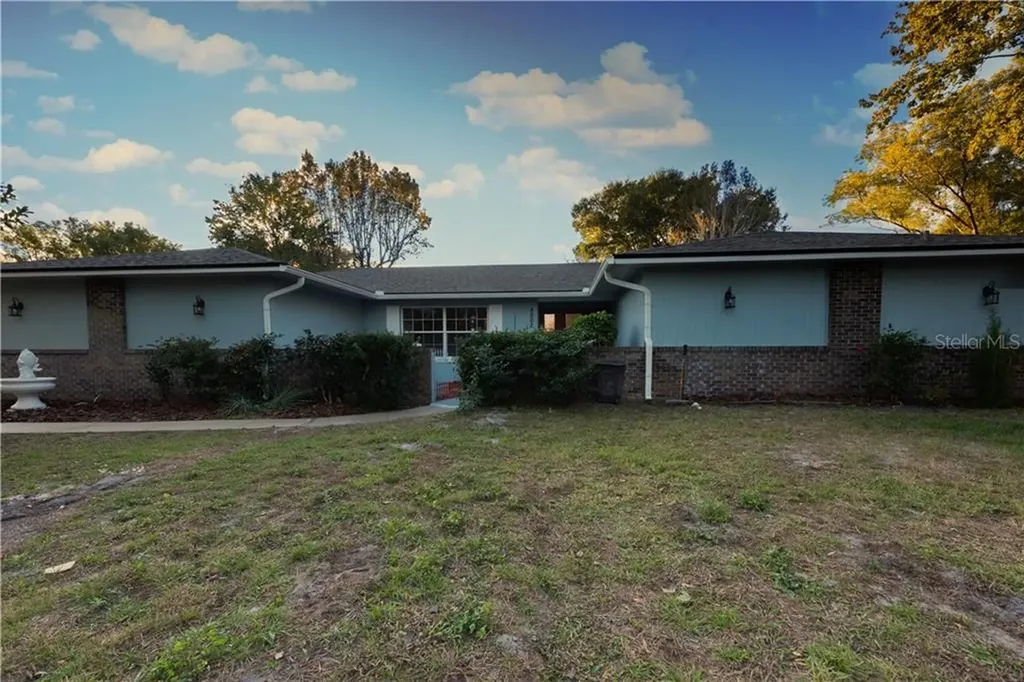 4602 Woodlot Court Orlando FL 32835