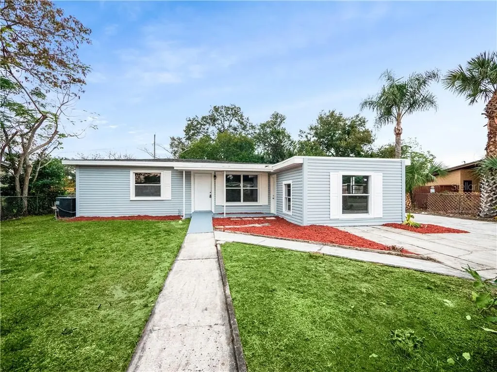 7033 Budapest Way Orlando FL 32822