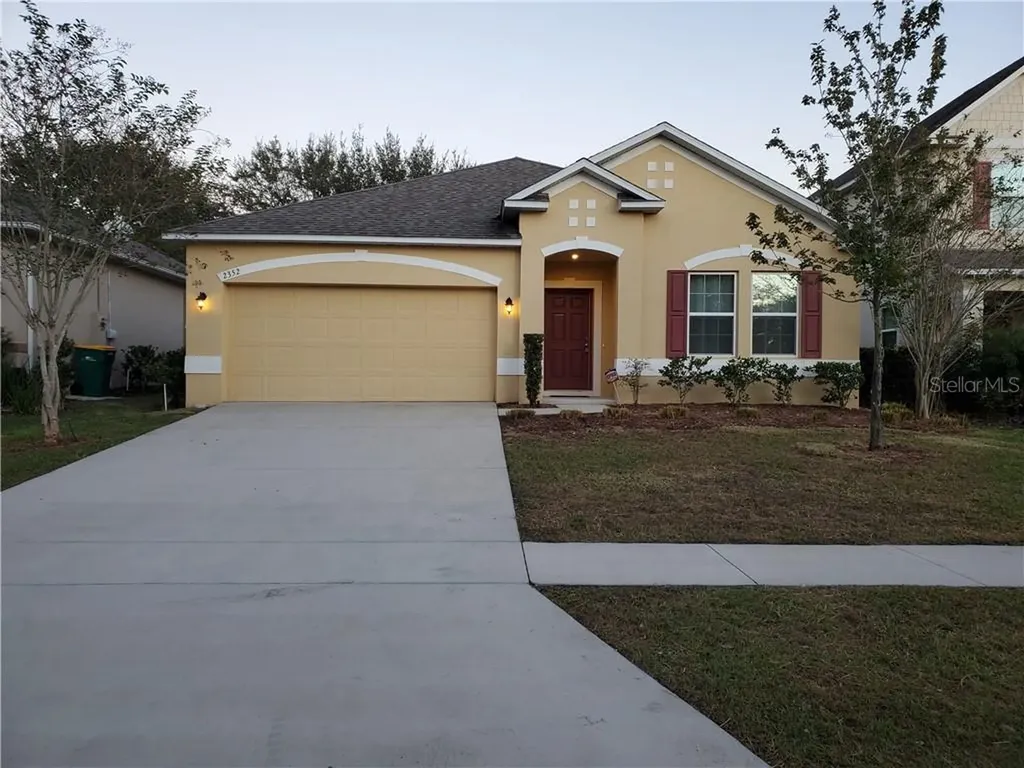 2352 Norwood Place Tavares FL 32778