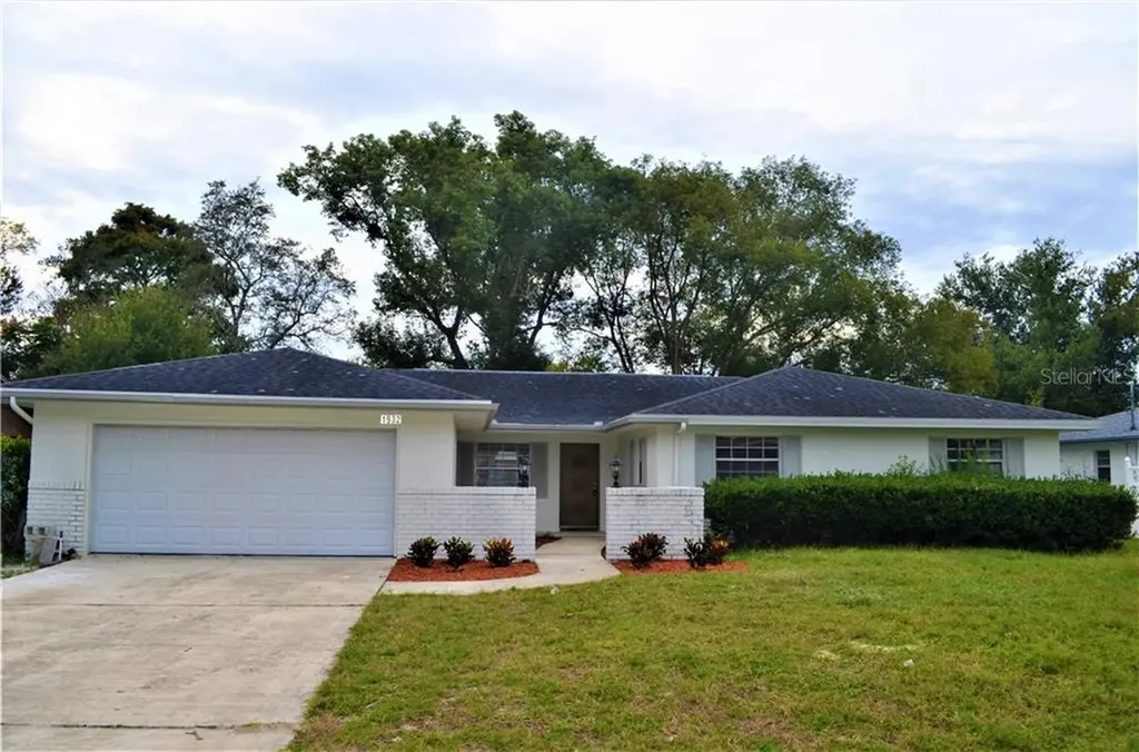 1932 Algonquin Avenue Deltona FL 32725