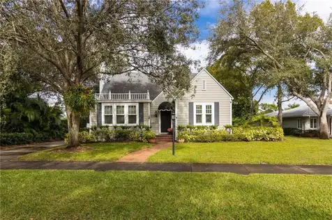 775 35th Avenue N St Petersburg FL 33704