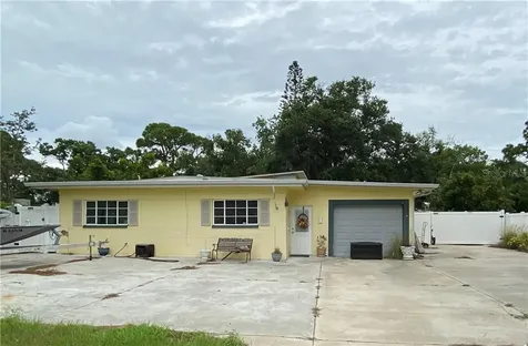 6609 Gulfport Boulevard S South Pasadena FL 33707