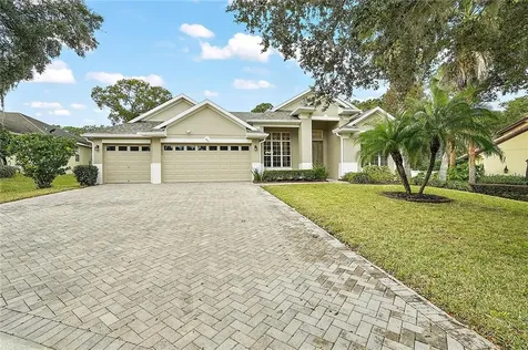311 W Blue Water Edge Drive Eustis FL 32736